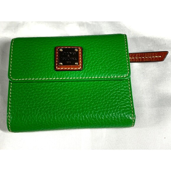 Dooney & Bourke Flap Wallet Pebble Grain Lime Green 4" x 5" x 1" - Picture 1 of 9
